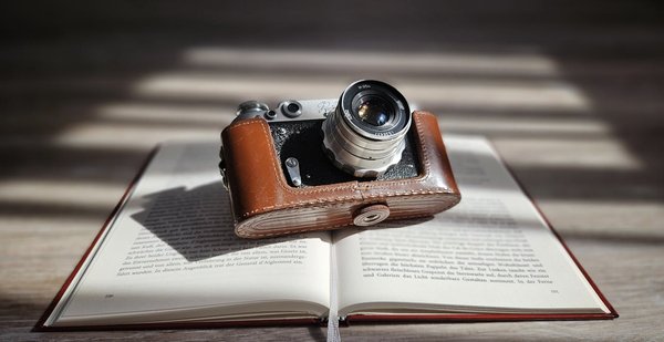 Comment développer un projet de podcast sur les grands explorateurs de l'histoire?
