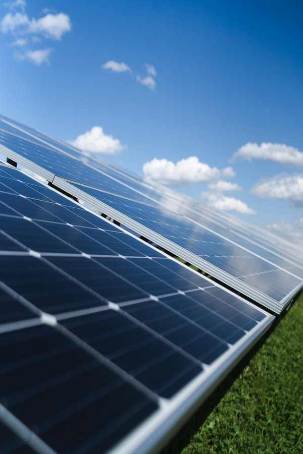 Les meilleurs panneaux solaires plug and play à découvrir en 2024